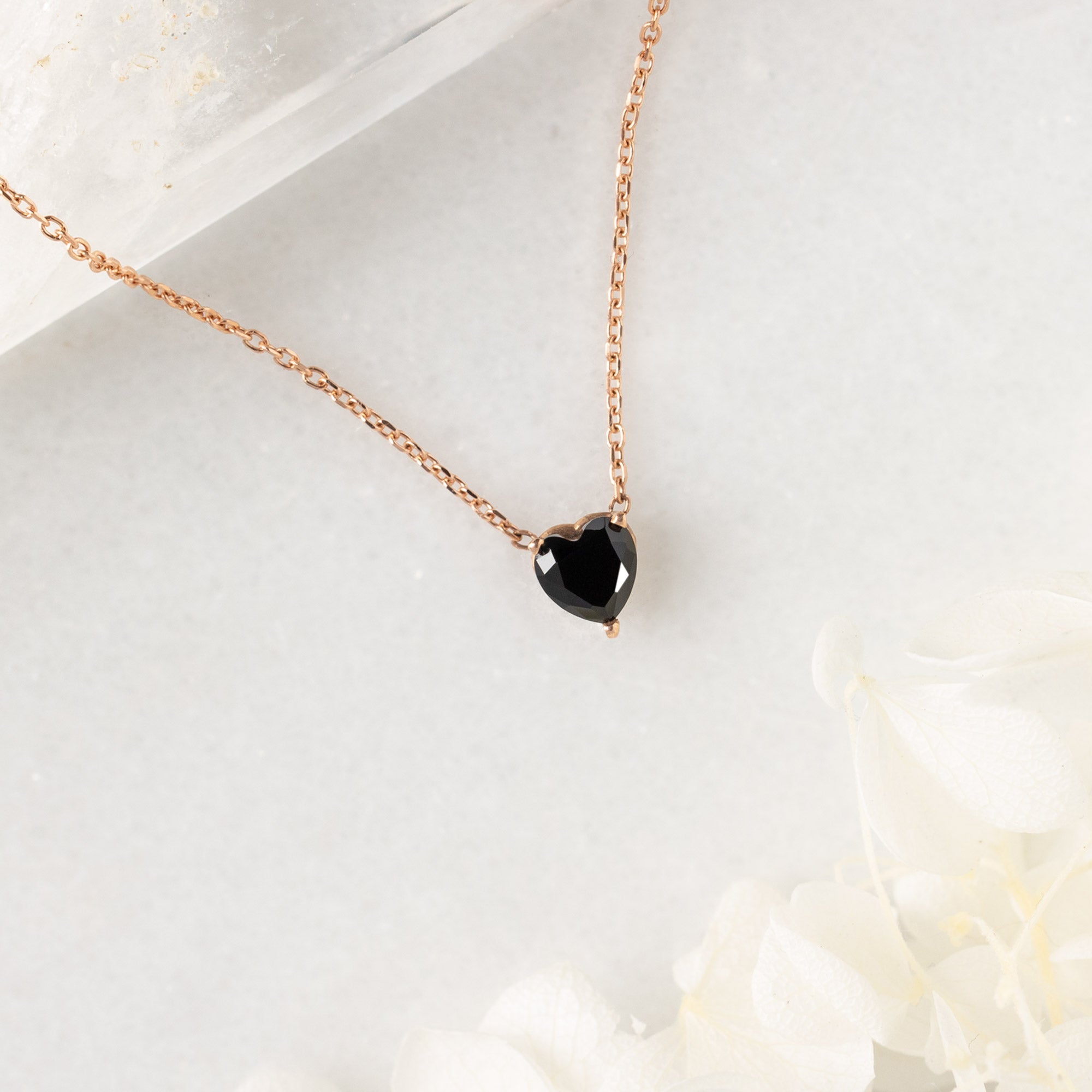 The Black Onyx Gemstone Heart Necklace | Rose Gold