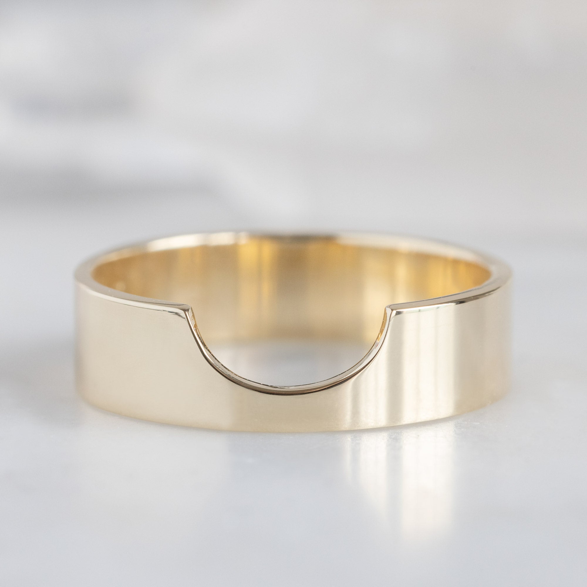 The Gold Arc Wedding Band | Yellow, Rose or White Gold