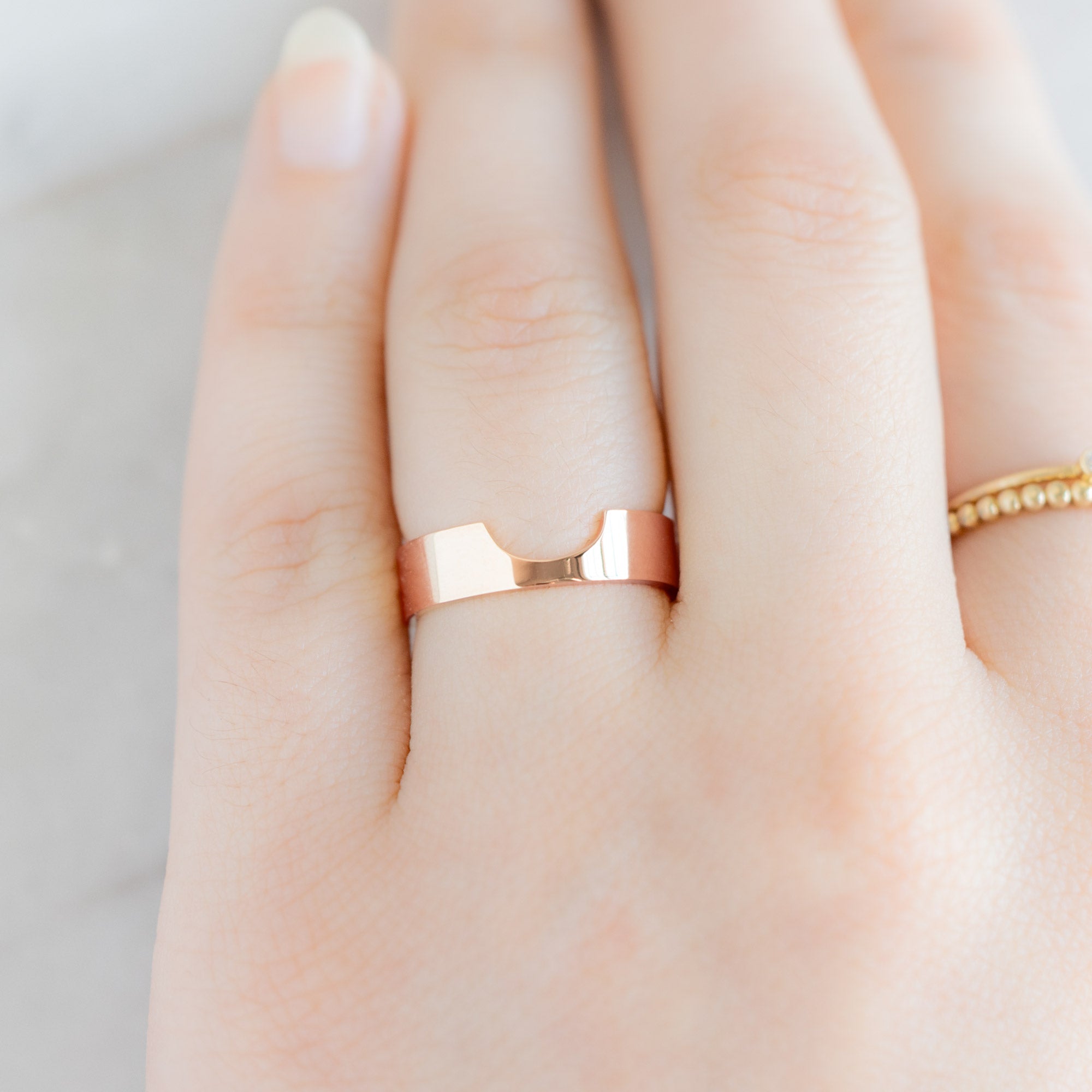 The Gold Arc Wedding Band | Yellow, Rose or White Gold