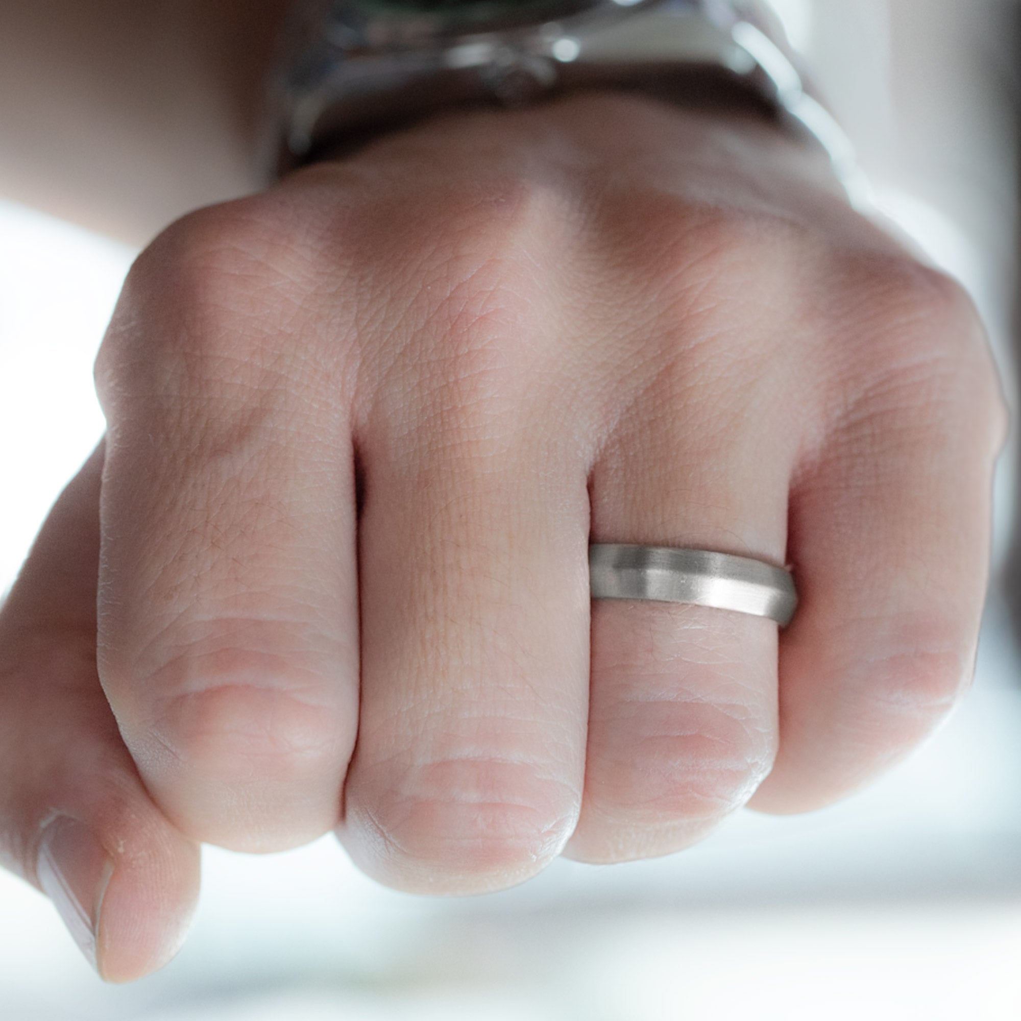 The Knife Edge Gold Stacking Band | Yellow, Rose or White Gold