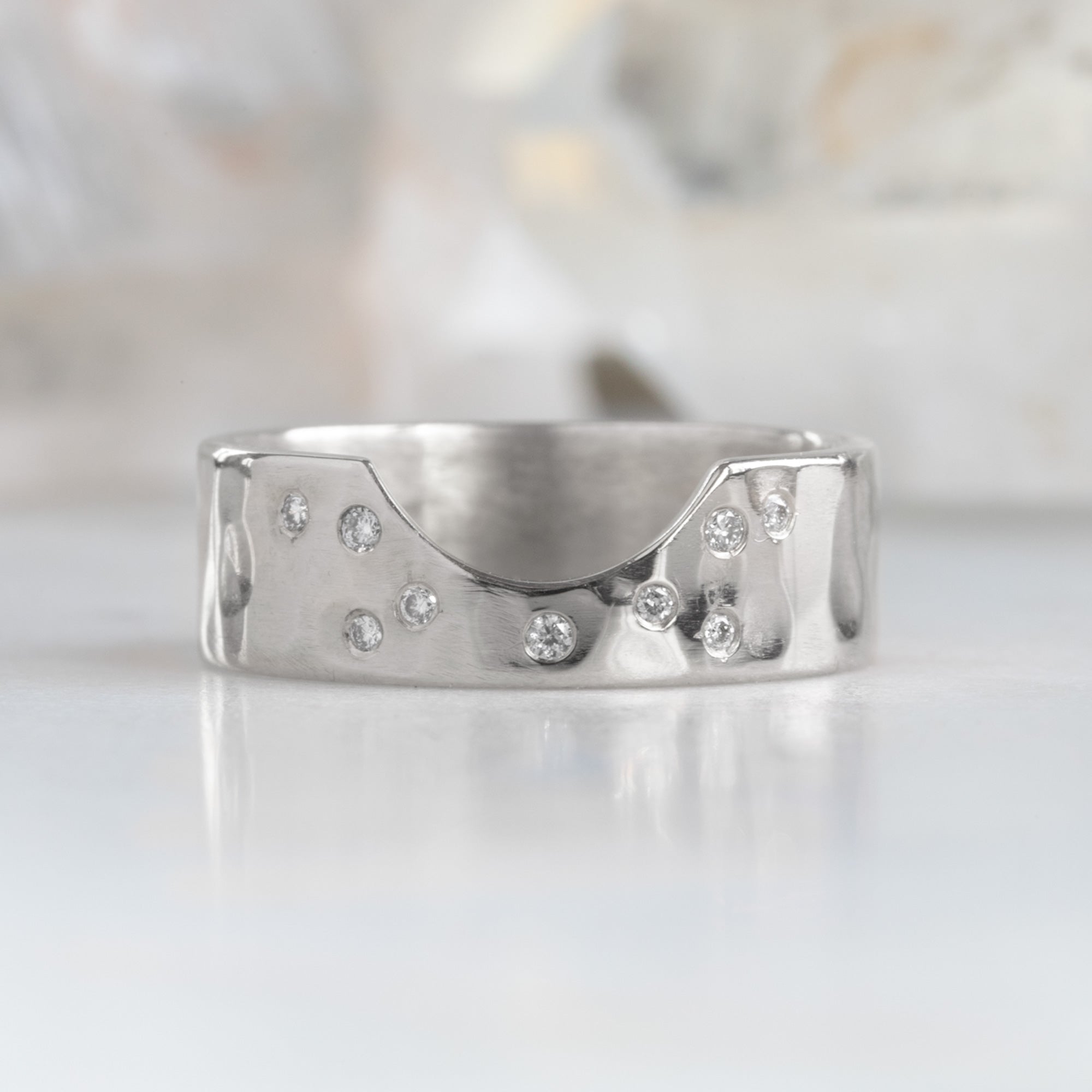 Constellation Arc Stacking Band | Yellow, Rose or White Gold
