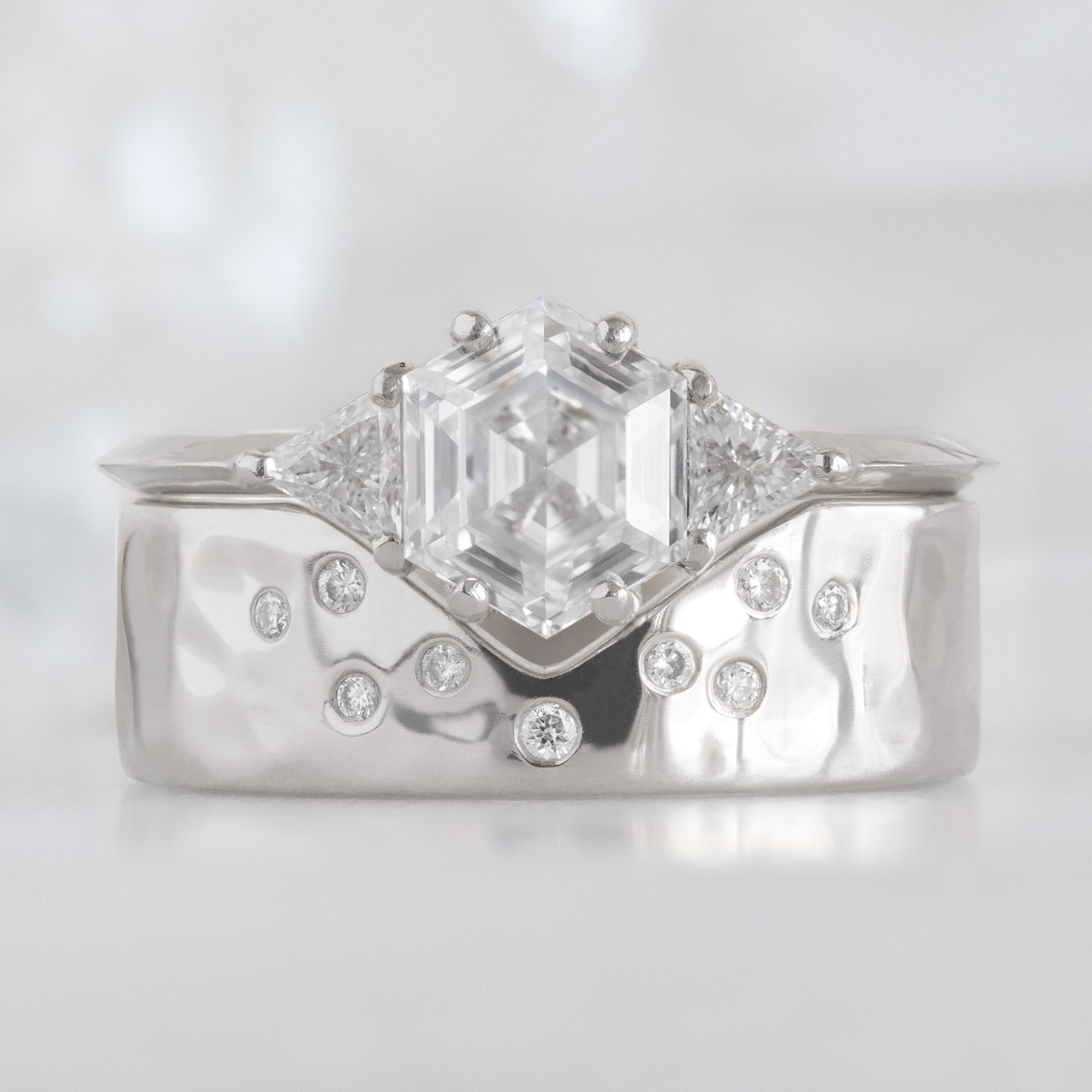 Constellation Peak Stacking Band | Yellow, Rose or White Gold