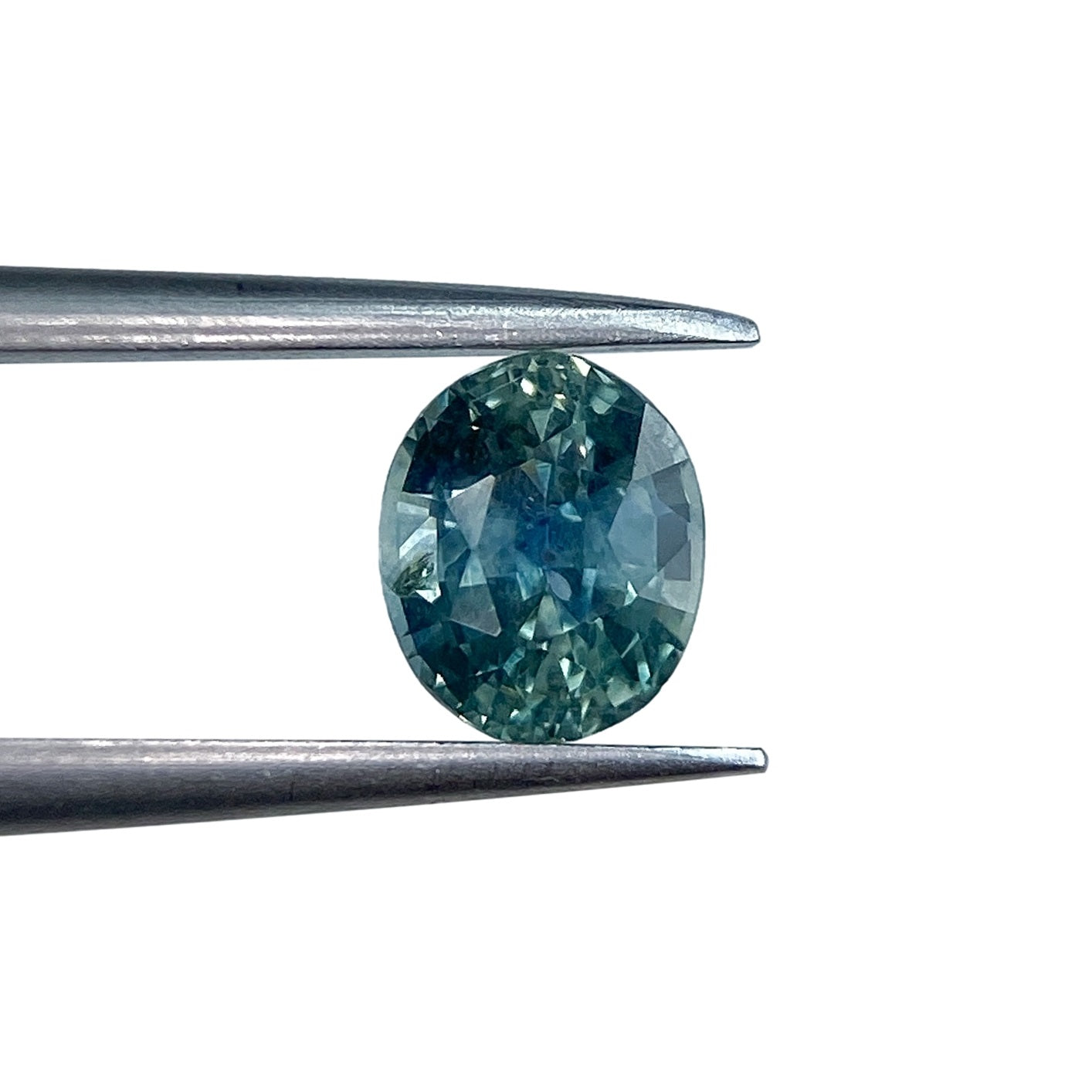 0.97ct | Brilliant Cut Oval Shape Blue Montana Sapphire