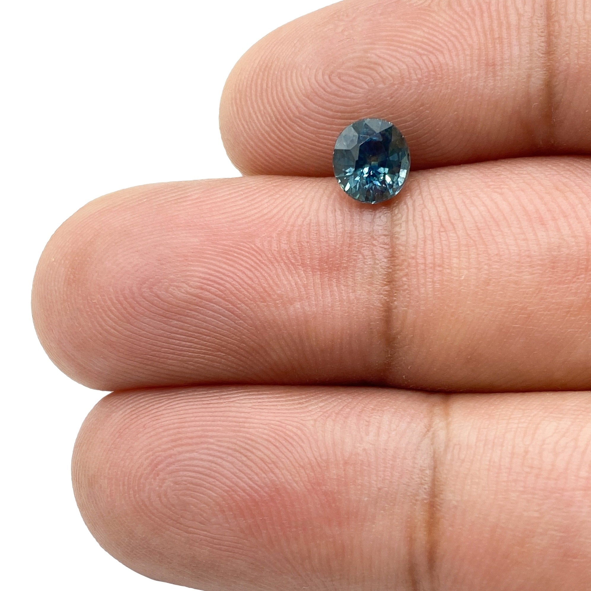 1.04ct | Brilliant Cut Oval Shape Blue Montana Sapphire