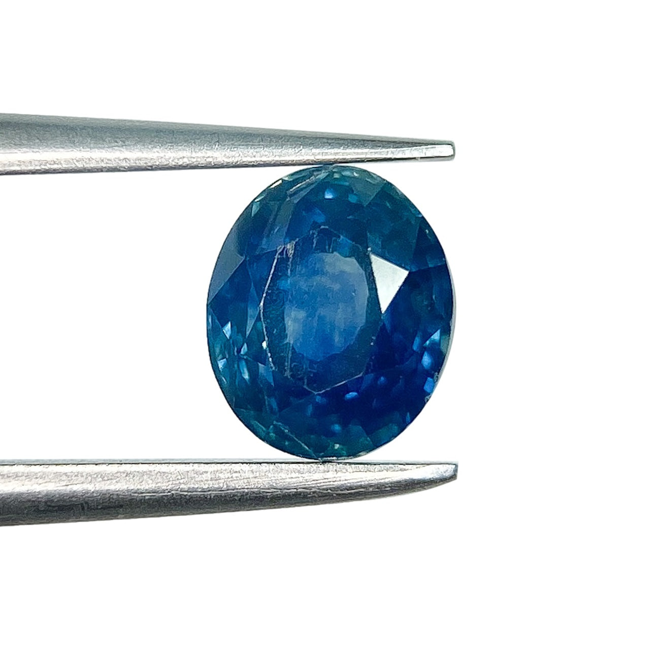 1.22ct | Brilliant Cut Oval Shape Blue Montana Sapphire
