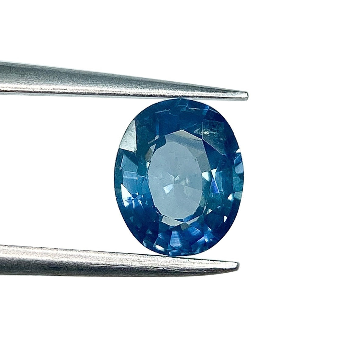 1.25ct | Brilliant Cut Oval Shape Blue Montana Sapphire