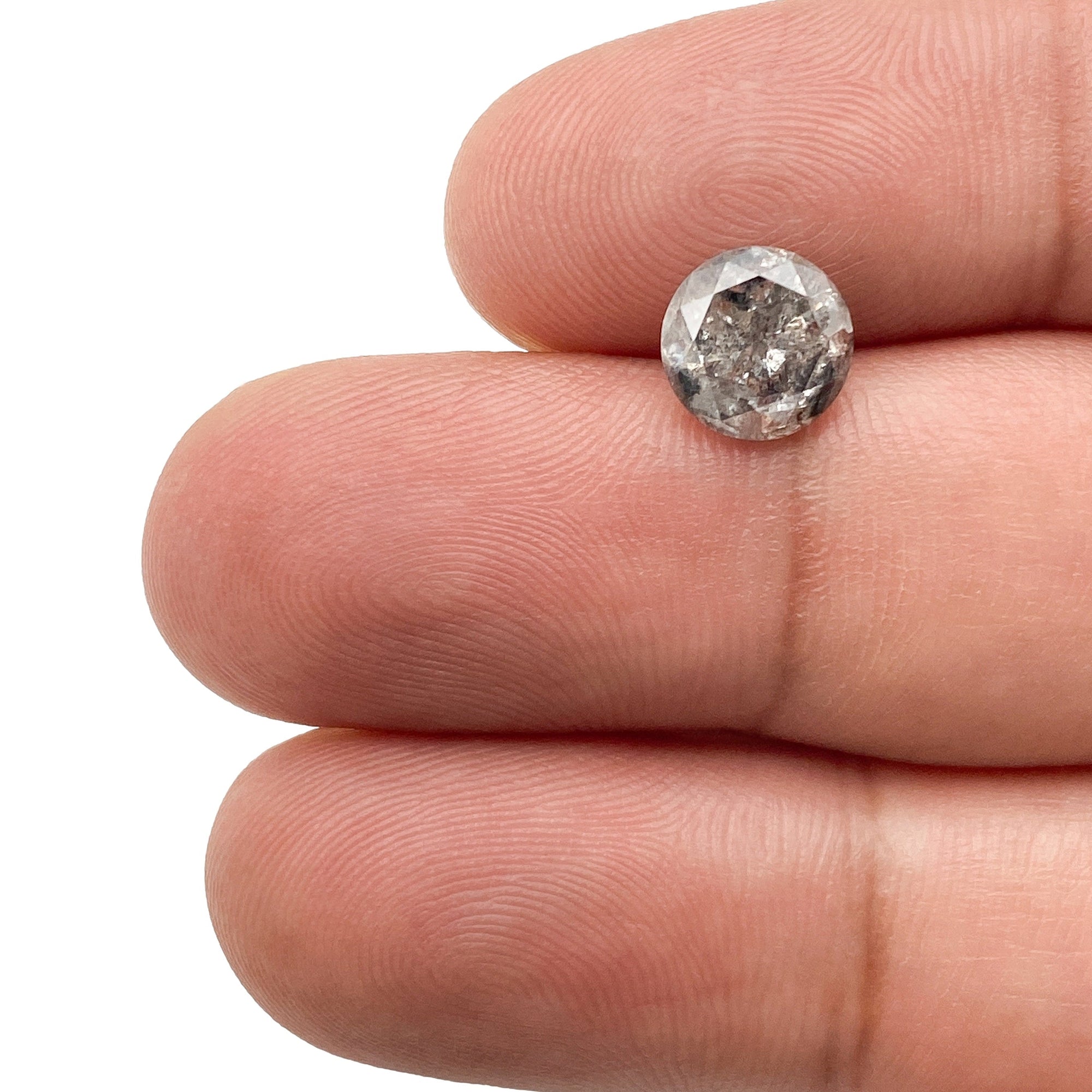 DIAMOND VAULT SALT & PEPPER DIAMOND 2.10ct | Salt & Pepper Round Shape Brilliant Cut Diamond