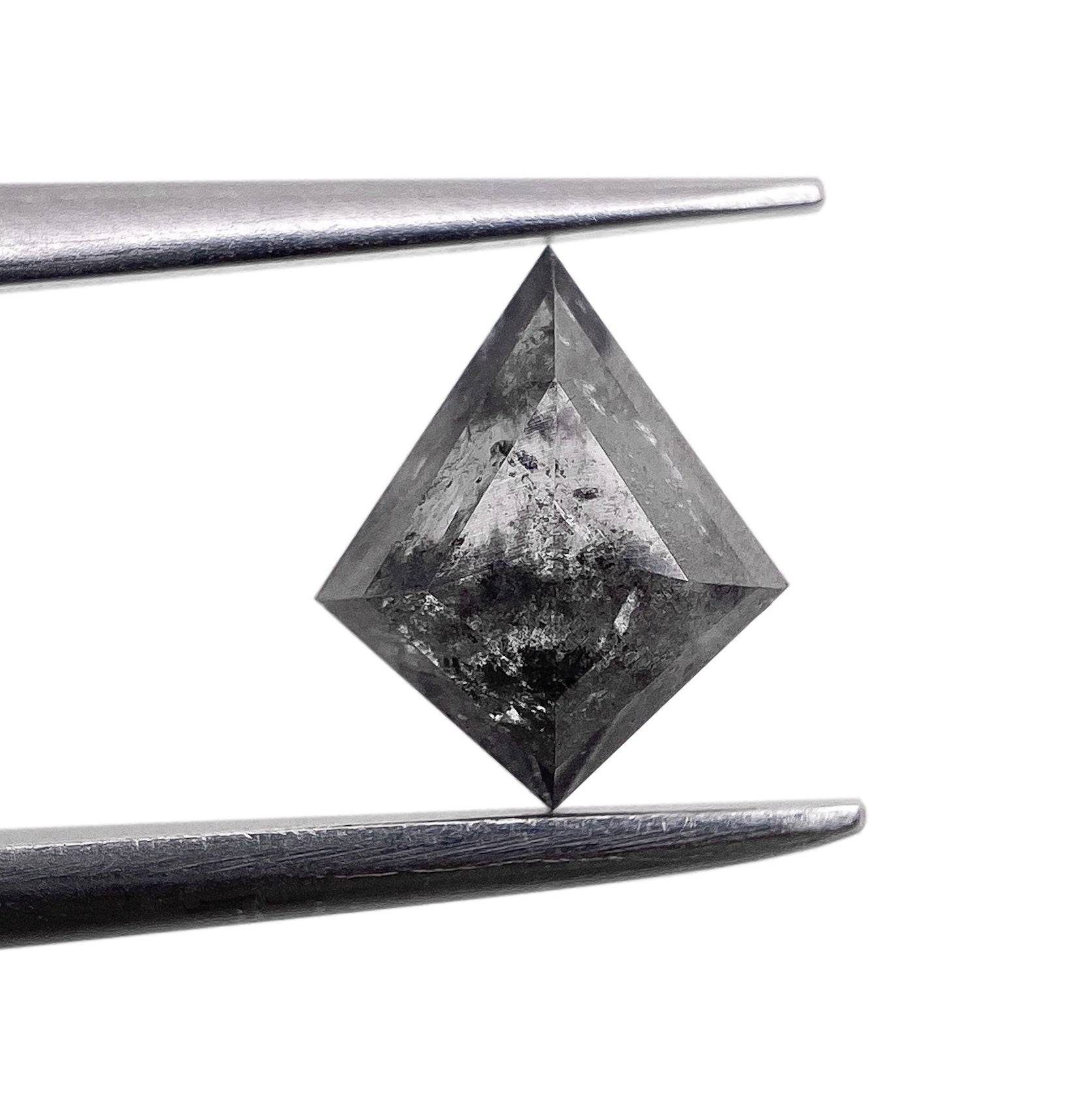 DIAMOND VAULT SALT & PEPPER DIAMOND 0.76ct | Salt & Pepper Kite Shape Step Cut Diamond