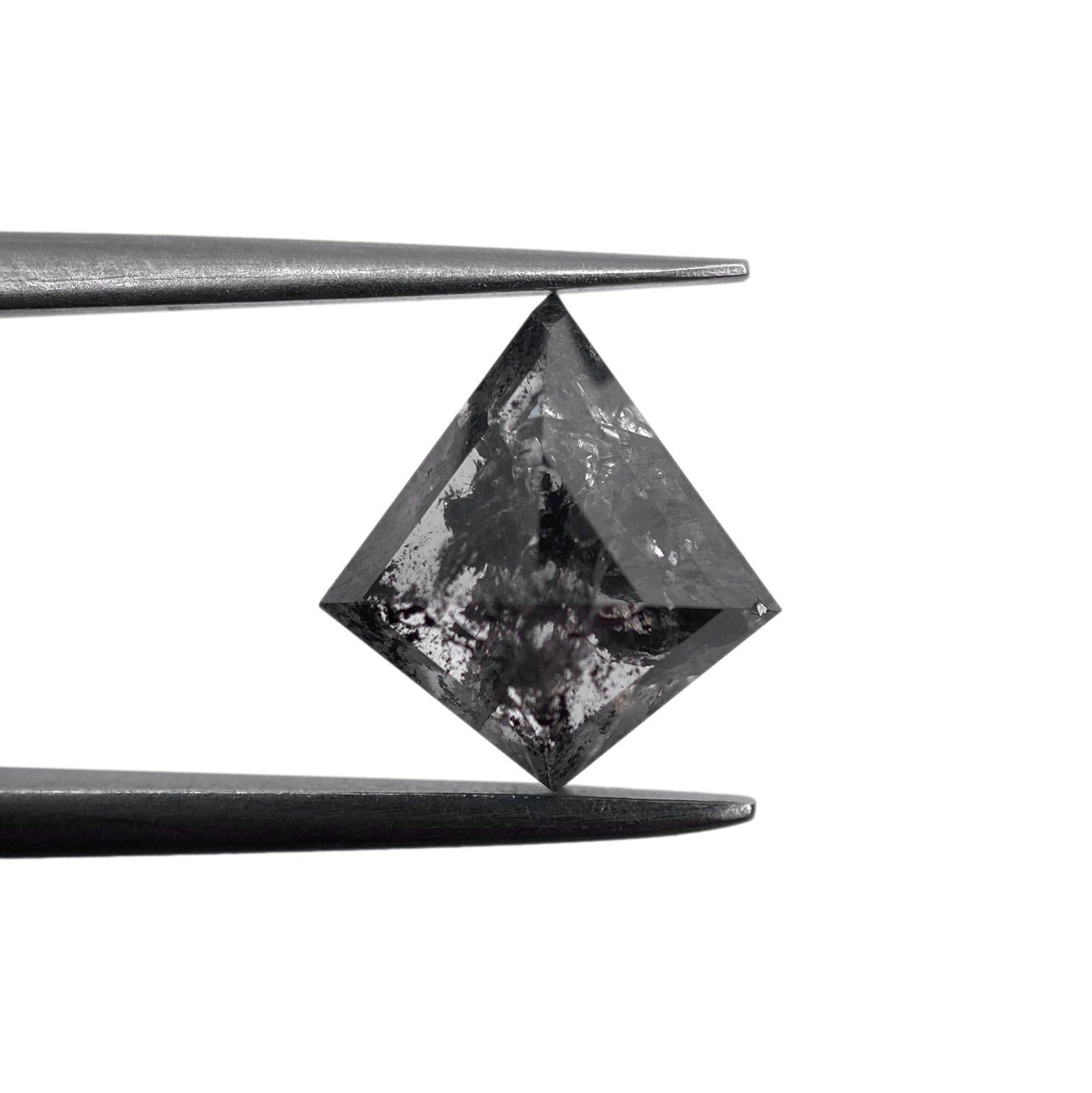 DIAMOND VAULT SALT & PEPPER DIAMOND 2.06ct | Salt & Pepper Kite Shape Rose Cut Diamond