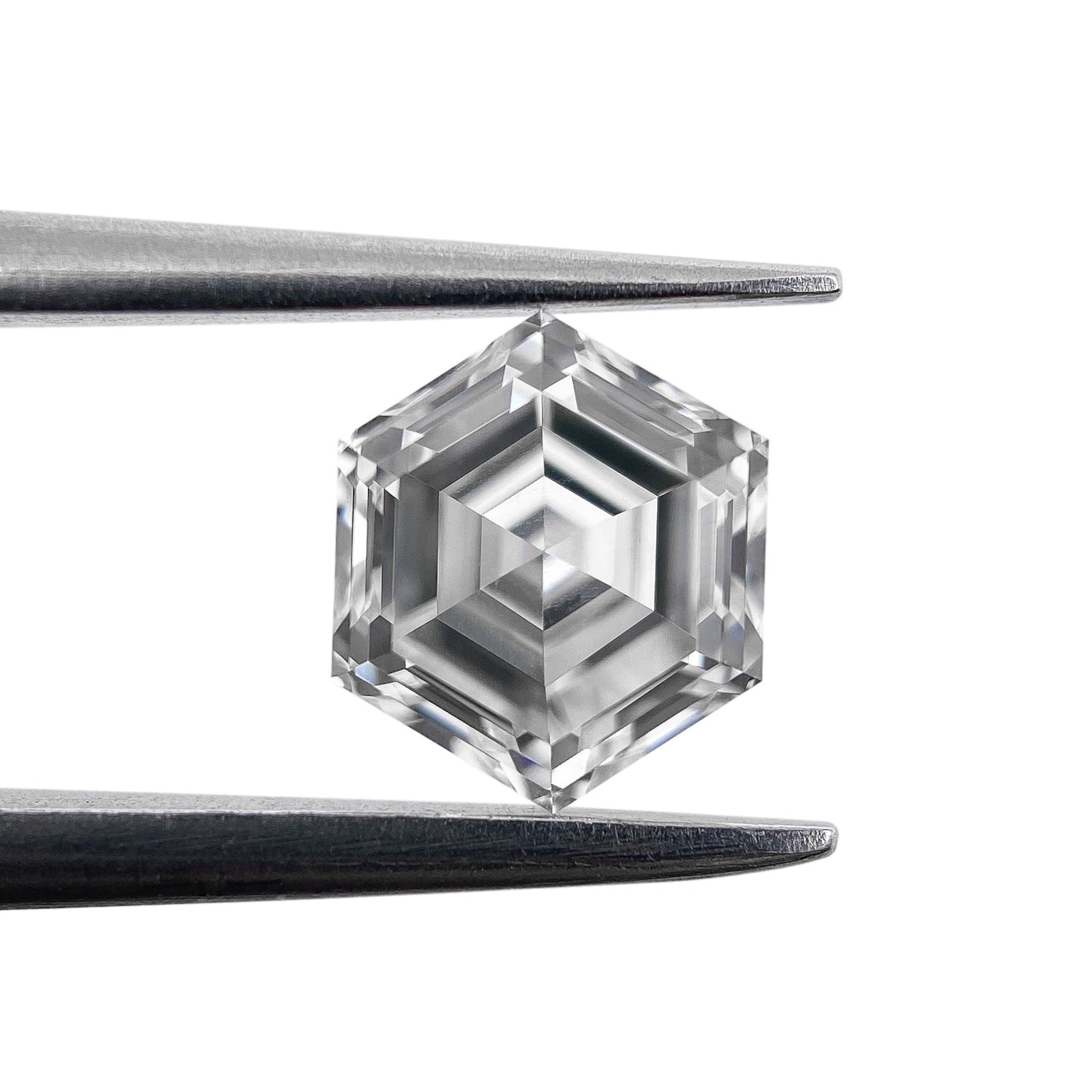 DIAMOND VAULT WHITE DIAMOND 1.00ct | K/VS1 Hexagon Shape Step Cut Diamond (GIA)