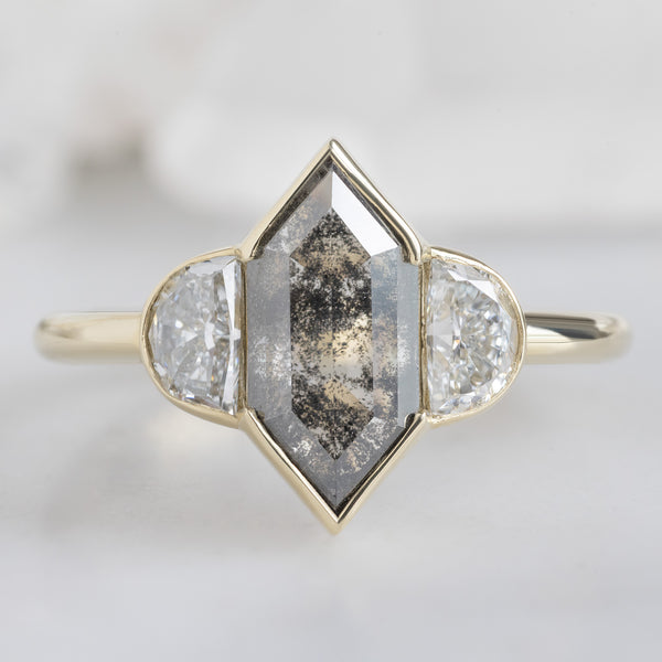 The Luxe Jade Ring | 1.54ct Lab Grown Hexagon Salt and Pepper