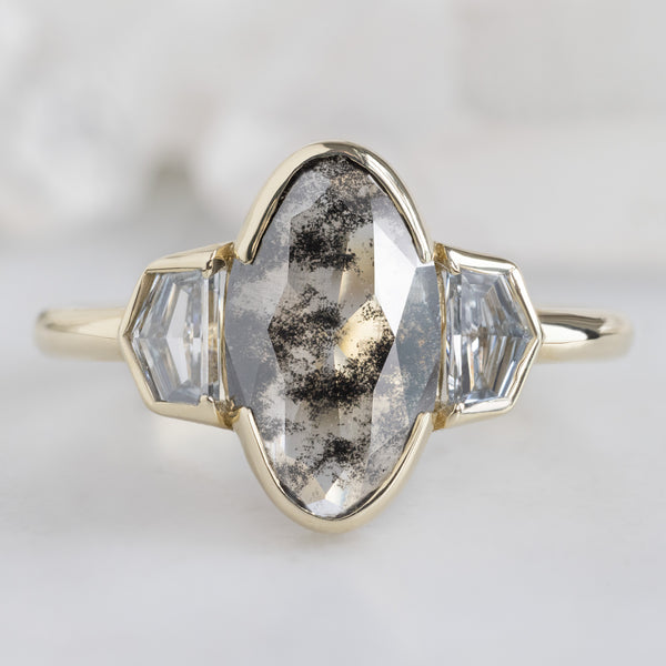 Alexis Russell  Engagement Rings The Luxe Jade Ring | 1.39ct Lab Grown Oval Salt and Pepper Diamond