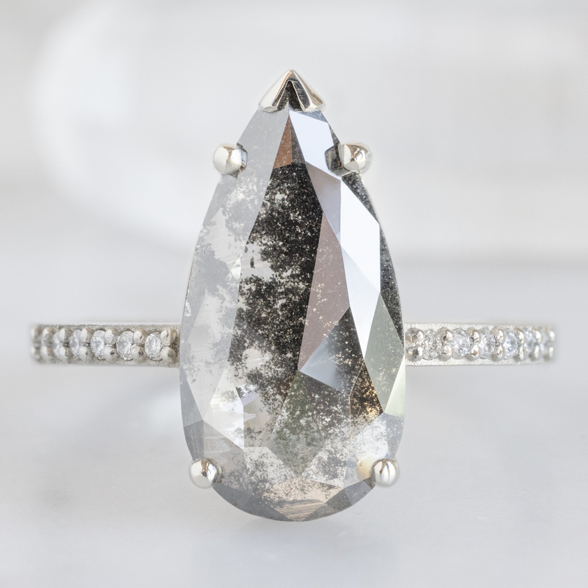 Alex russell rings deals