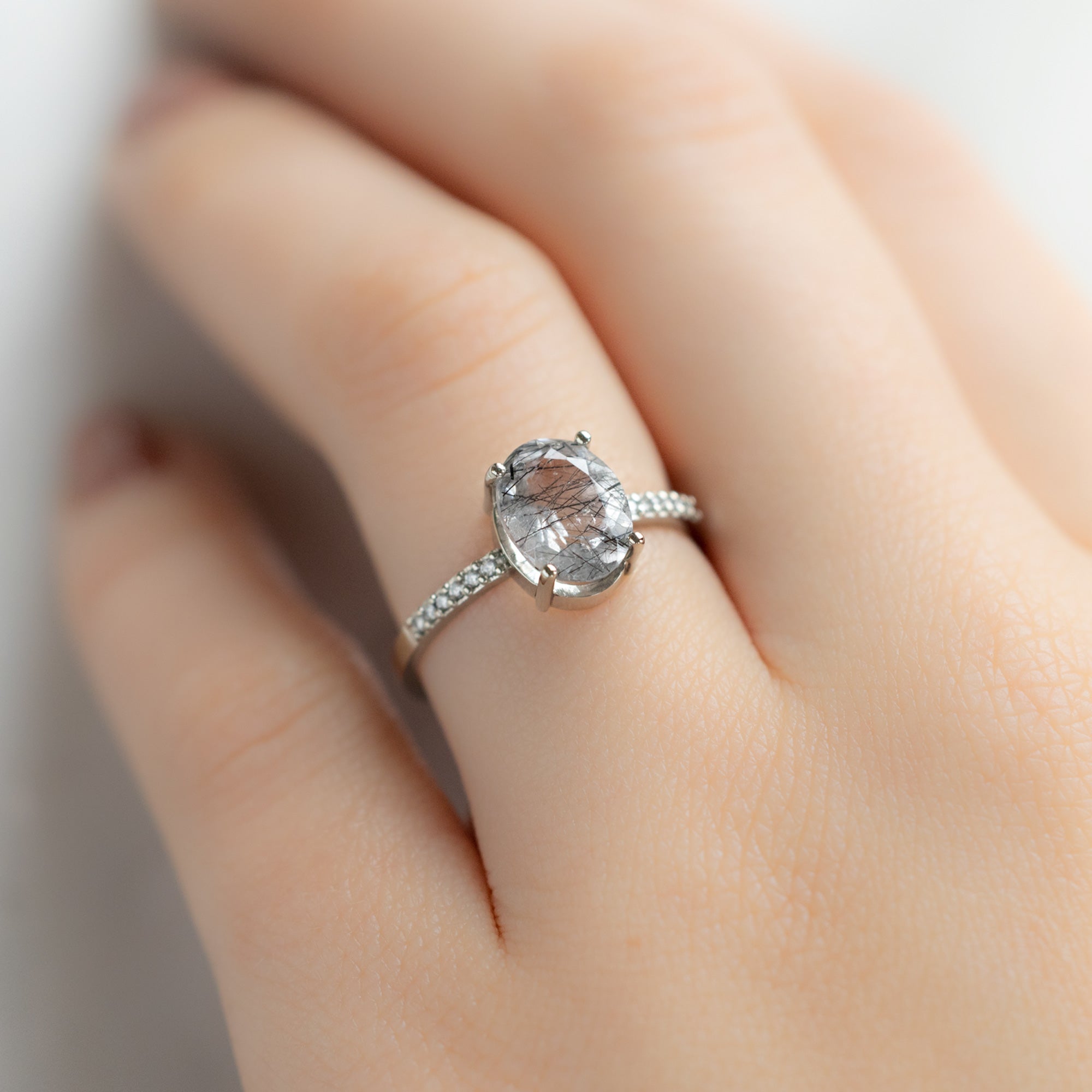 The Willow Ring with a 1.70ct Oval Tourmaline in Quartz in 14K White Gold on model