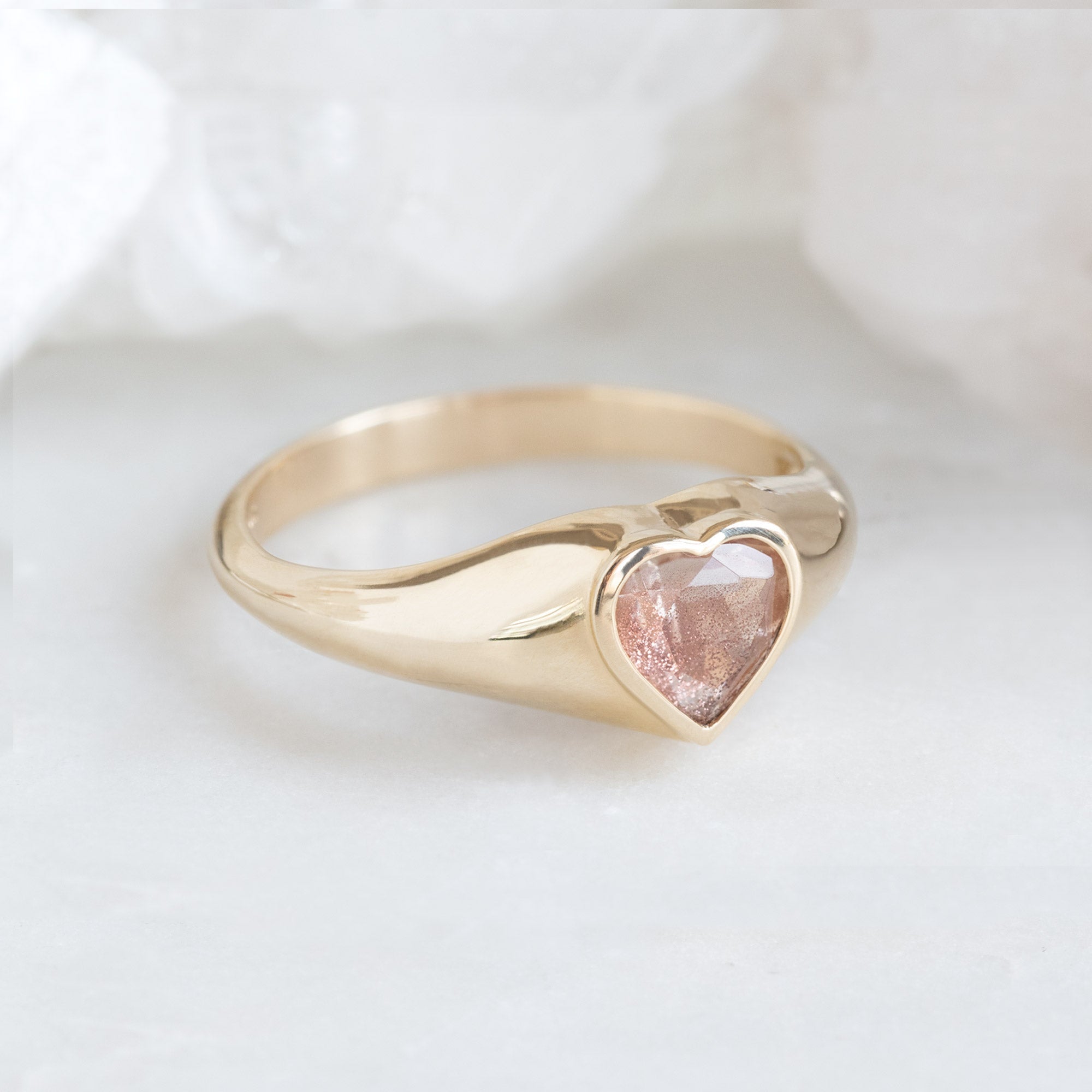 The Sweetheart Sunstone Signet Ring | Yellow Gold
