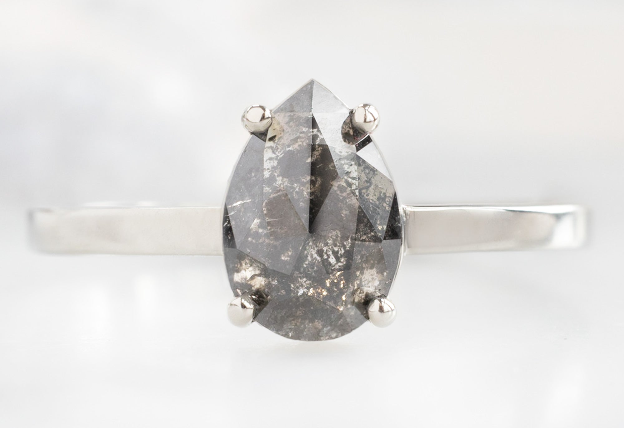 Nesting Kite Diamond Wedding Ring with a Pave Diamond Band – ARTEMER