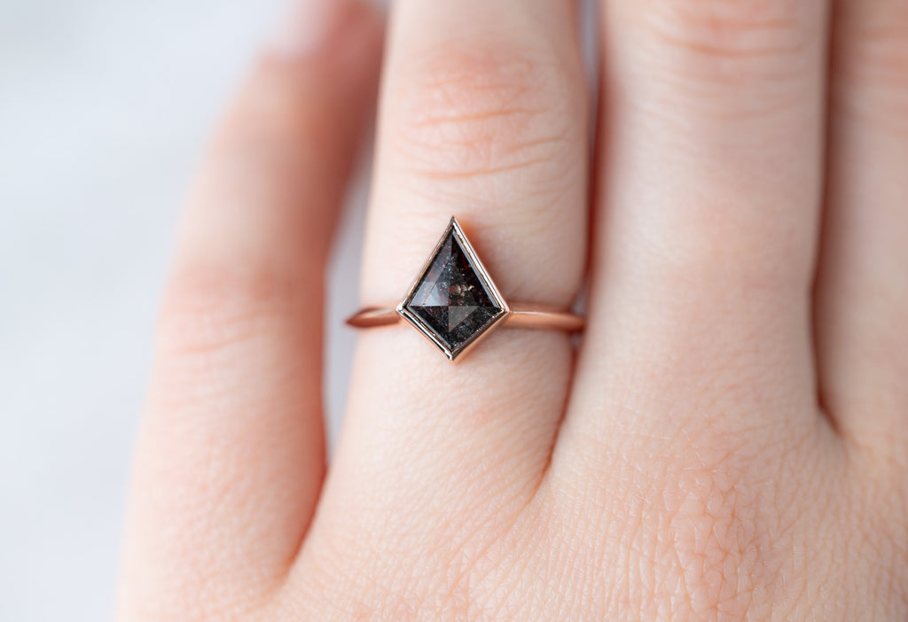 The Hazel Ring with a Kite-Shaped Black Diamond on Model