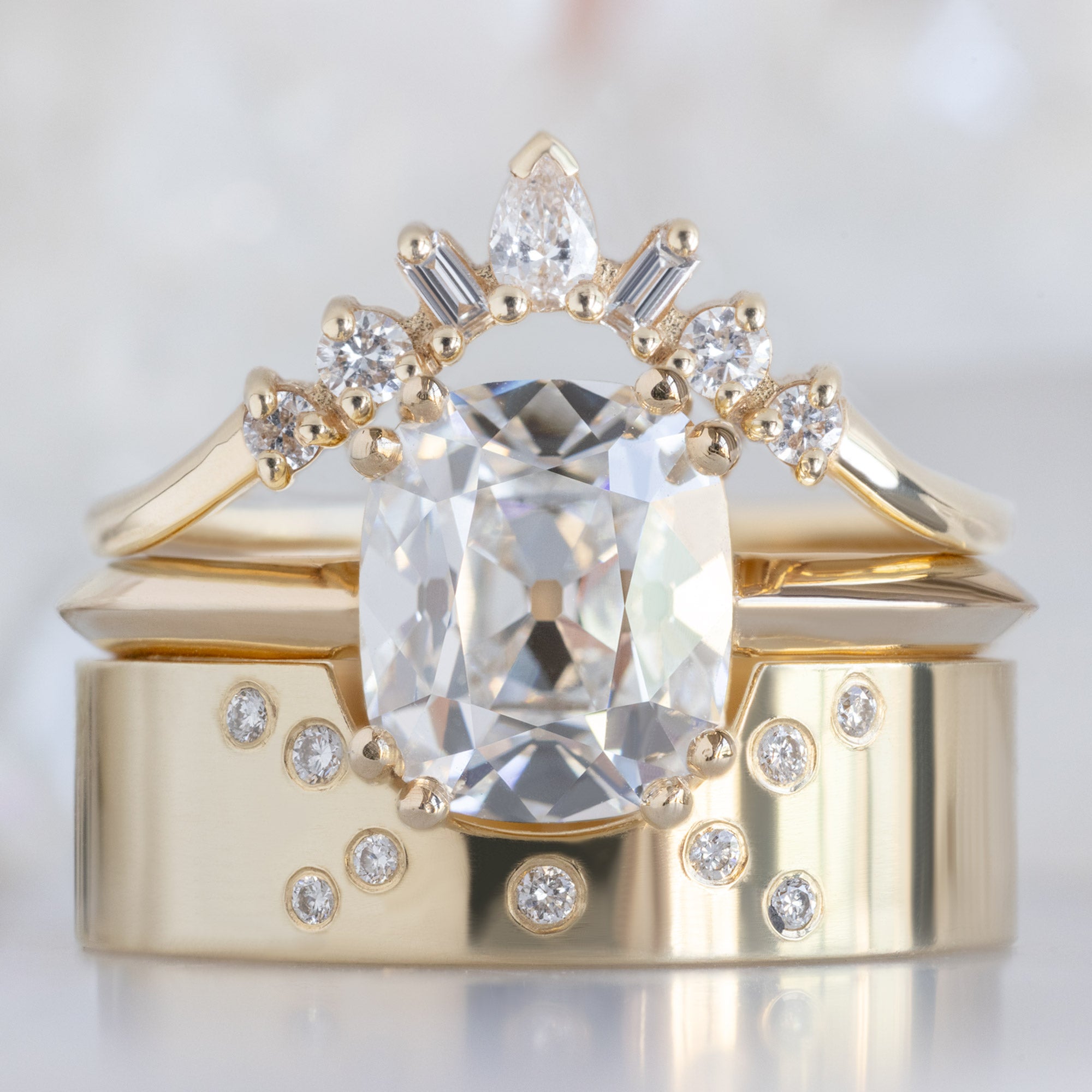 Alexis Russell Wedding Bands Constellation Arc Stacking Band | Yellow, Rose or White Gold