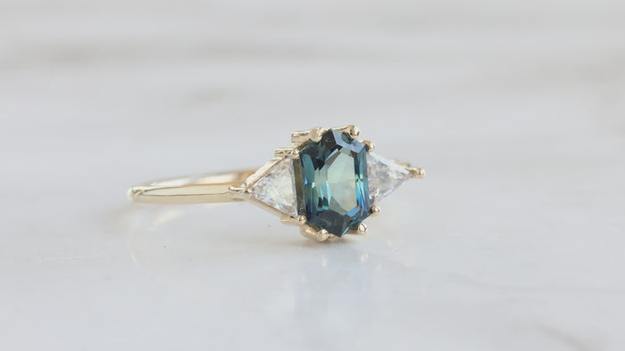 The Jade Ring with a Sapphire Hexagon