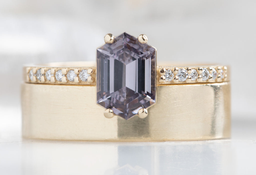 The Willow Ring with a Hexagon Sapphire