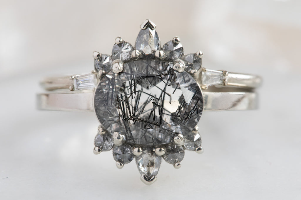 The Lotus Ring with an Oval-Cut Tourmaline in Quartz