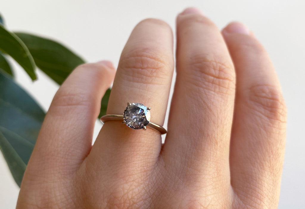 Round Cut Salt + Pepper Diamond Engagement Ring with Knife Edge Band