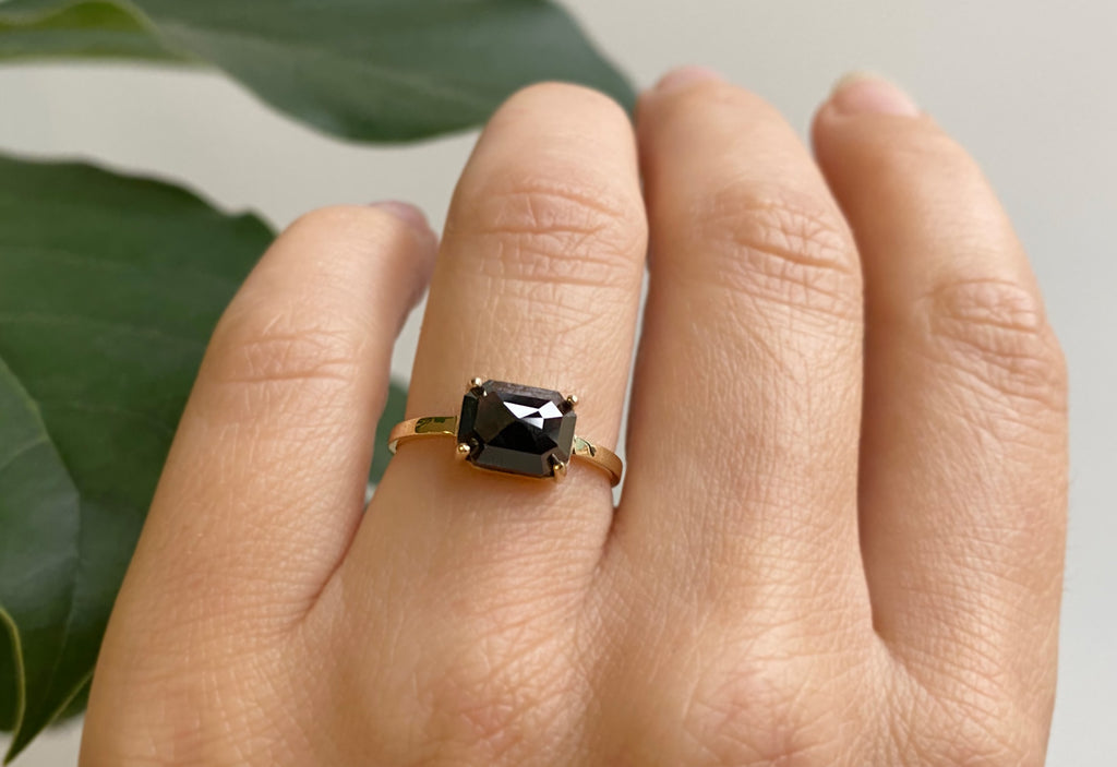 The Bryn Ring with a Black Hexagon Diamond