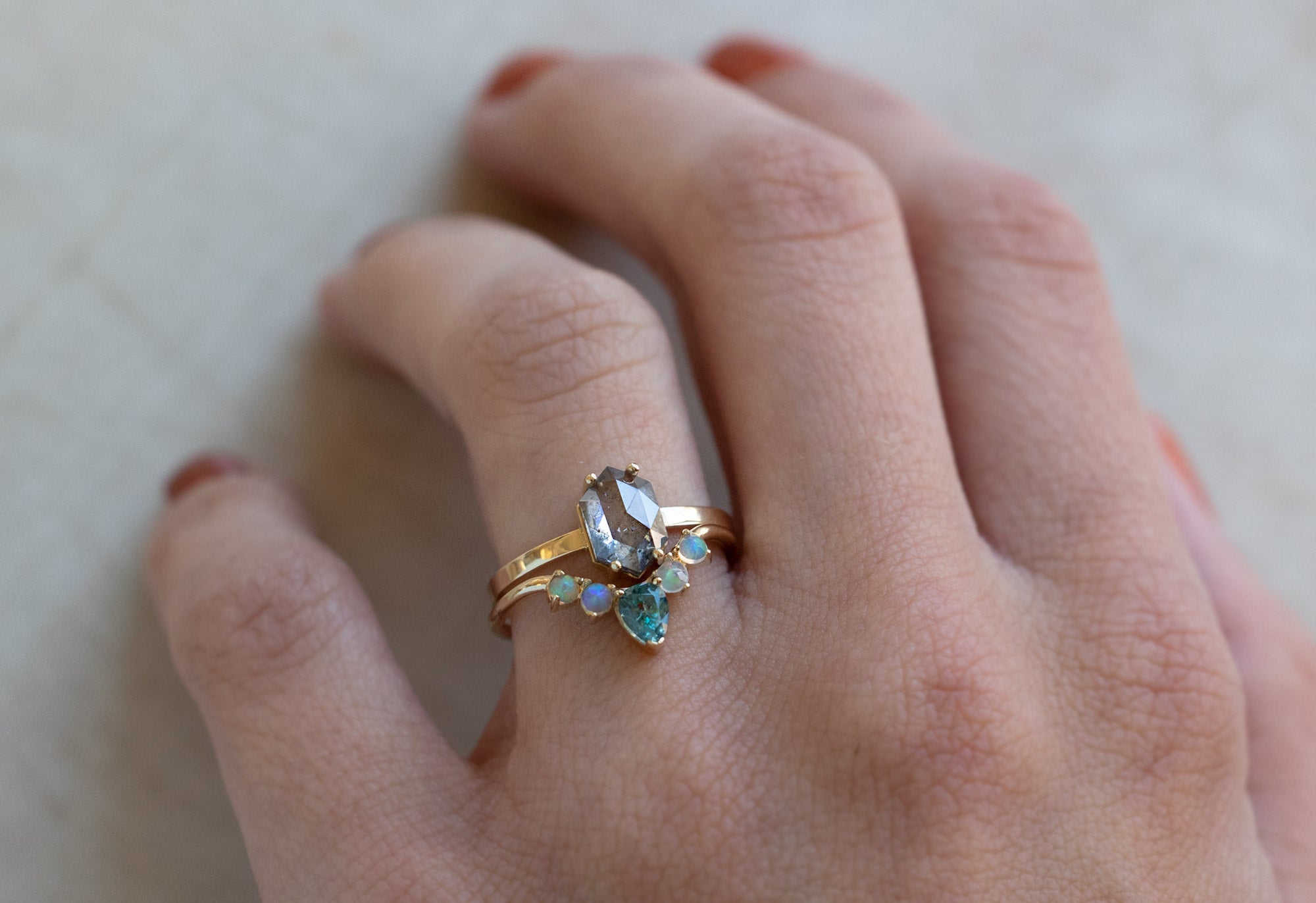 Sunburst clearance stacking ring