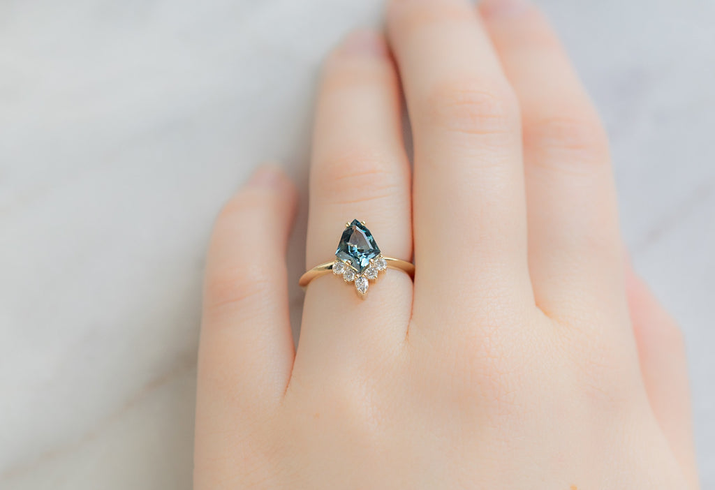 The Aster Ring with a Geometric Sapphire on Model