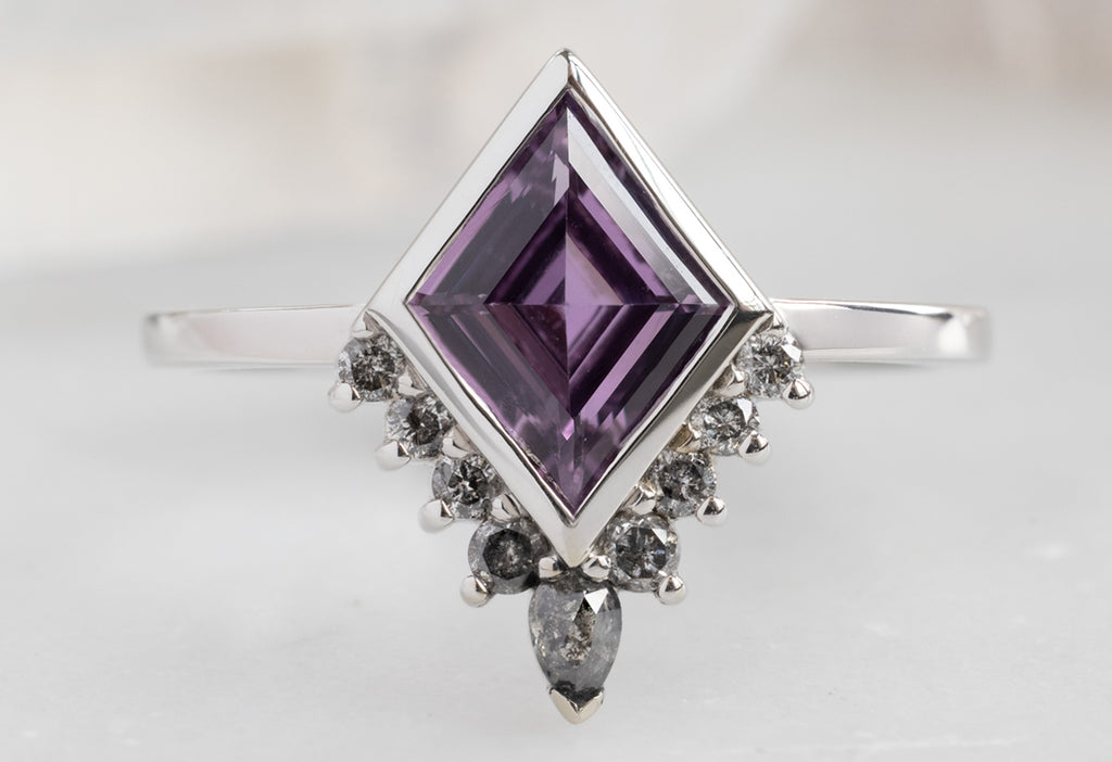The Aster Ring with a Violet Kite-Shaped Sapphire