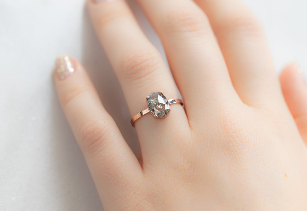 The Bryn Ring with an Oval-Cut Salt and Pepper Diamond on Model