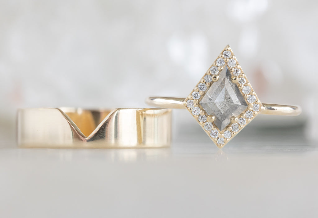 The Dahlia Ring with a Silvery Grey Kite Diamond with Gold Cut-Out Band