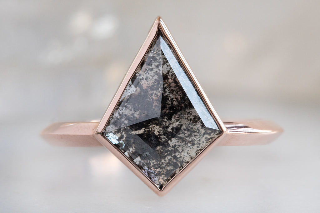 The Hazel Ring with a Black Kite Diamond