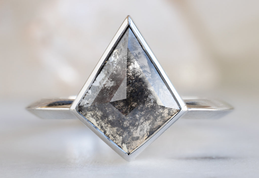 The Hazel Ring with a Salt and Pepper Kite Diamond