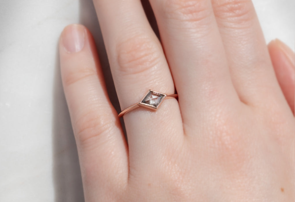 The Hazel Ring with a Salt and Pepper Kite Diamond on Model