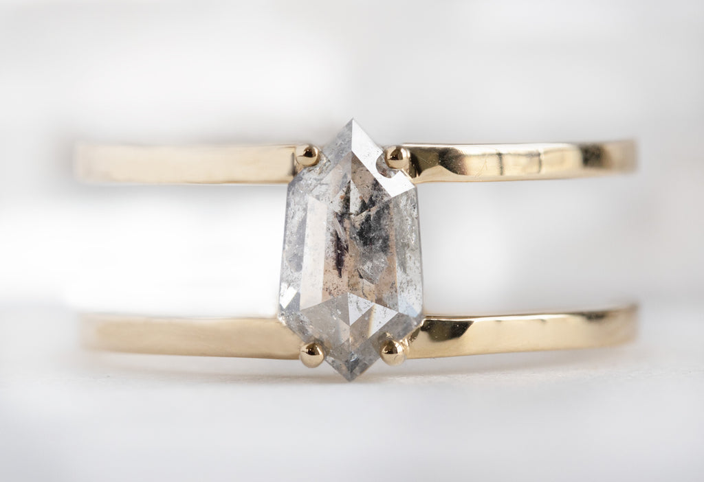 The Poppy Ring with a Geometric Salt and Pepper Diamond