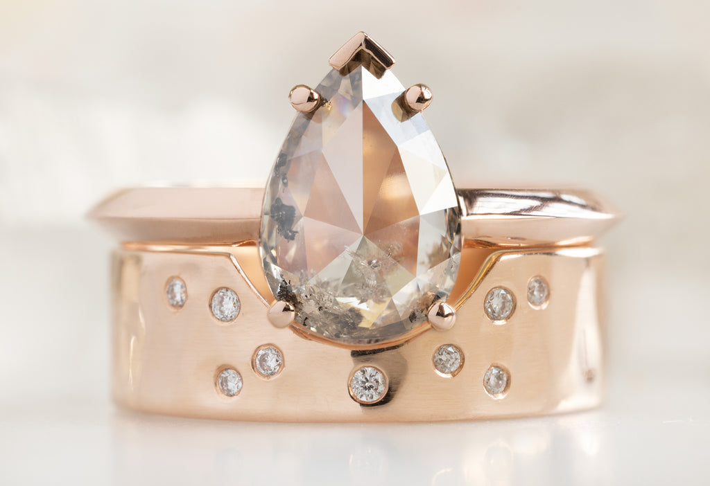 The Sage Ring with a Rose-Cut Champagne Diamond with the Constellation Cut-Out Wedding Band