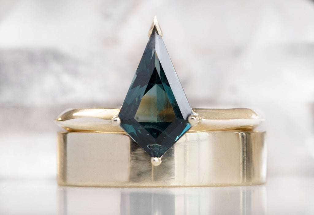 The Sage Ring with a Spinel Kite with Stacking Band