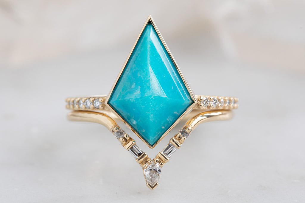 The Willow Ring With a Kite-Shaped Turquoise With Stacking Band