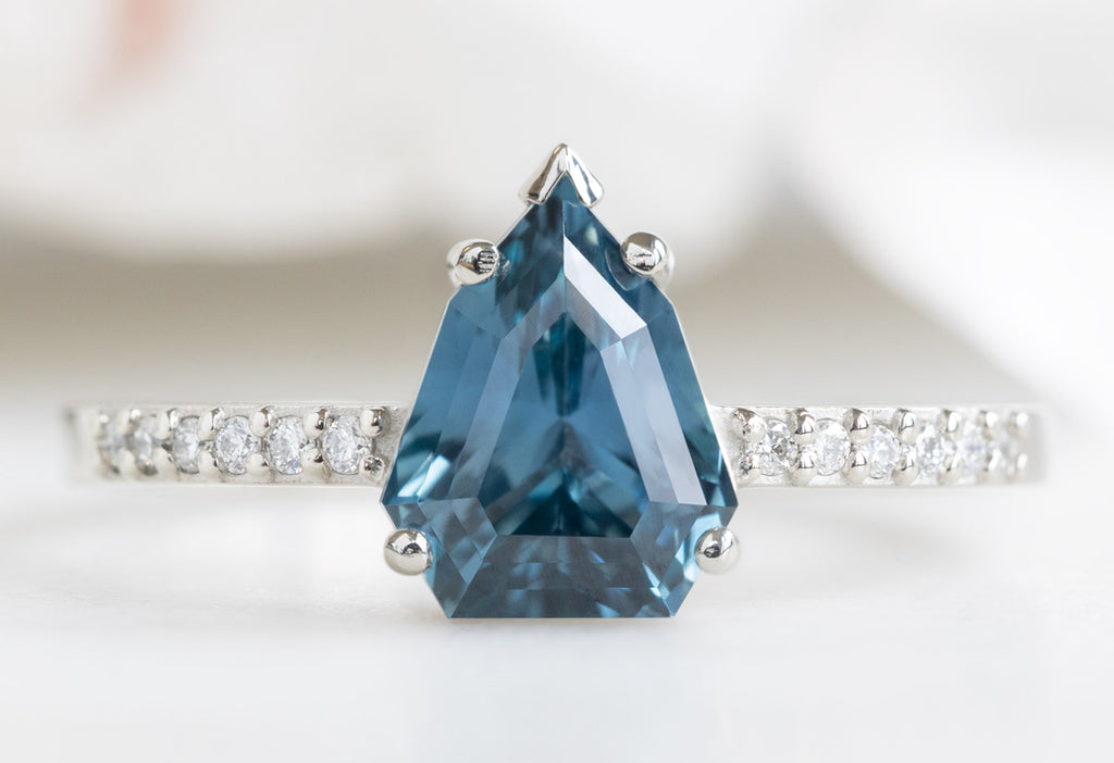 The Willow Ring with a Geometric Sapphire