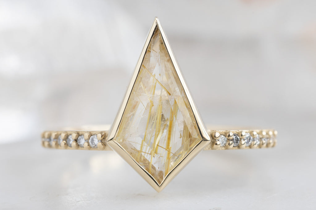The Willow Ring with a Kite Shaped Rutilated Quartz