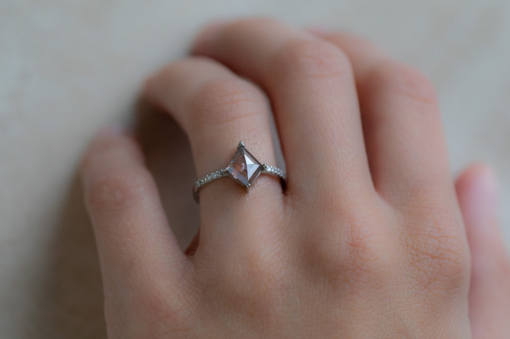 The Willow Ring with a Red Kite Diamond on Model