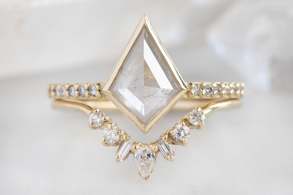 The Willow Ring with an Icy-White Kite Diamond with Stacking Band
