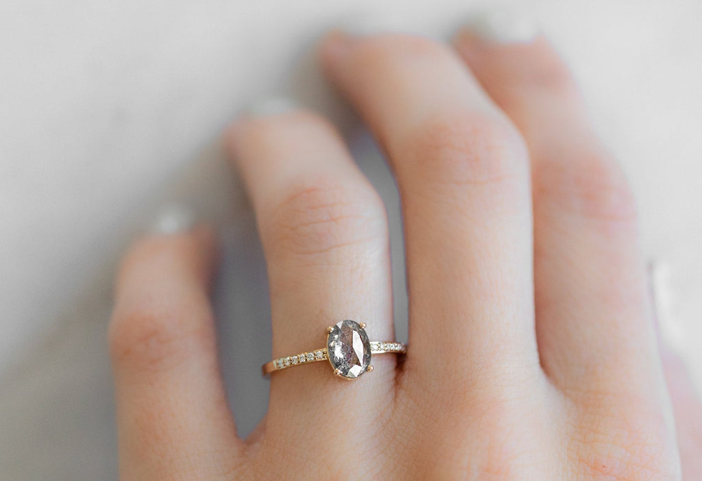 The Willow Ring with an Oval-Cut Salt and Pepper Diamond on Model