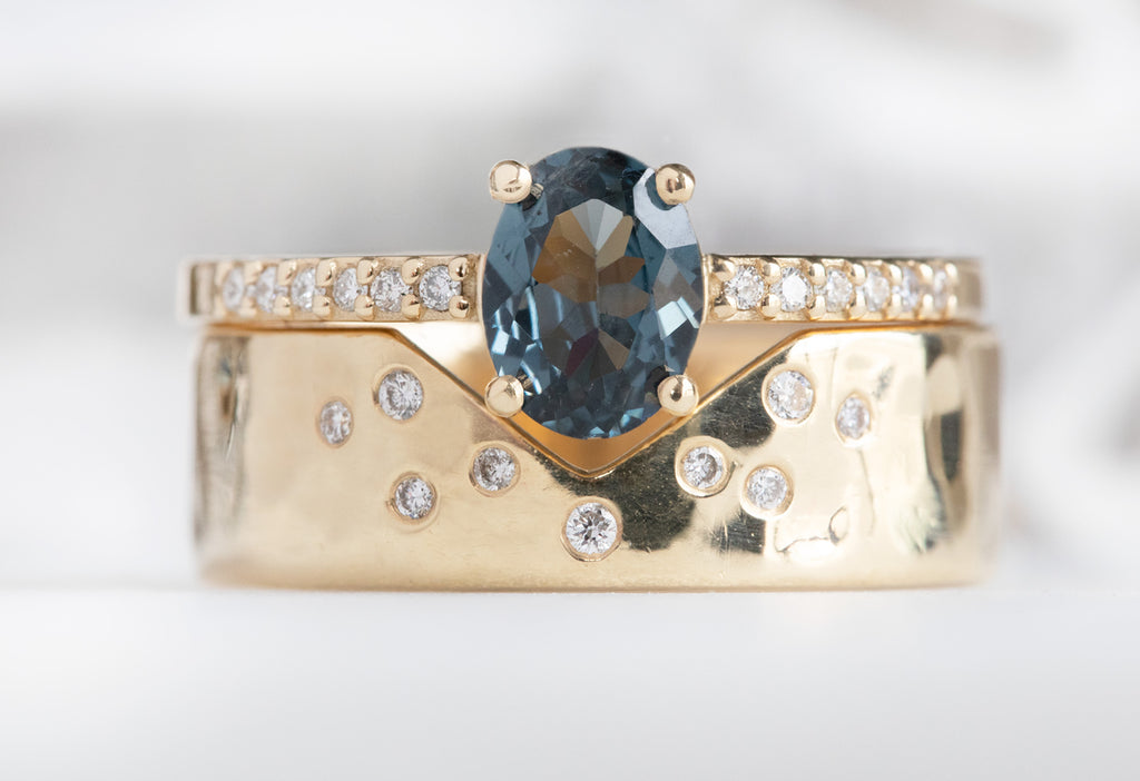 The Willow Ring with an Oval-Cut Spinel with Stacking Band