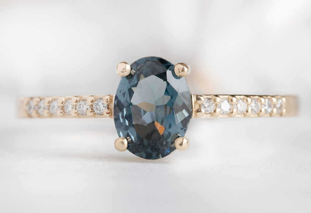 The Willow Ring with an Oval-Cut Spinel