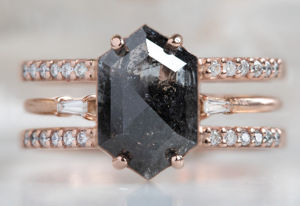 The Poppy Ring with a Black Hexagon Diamond