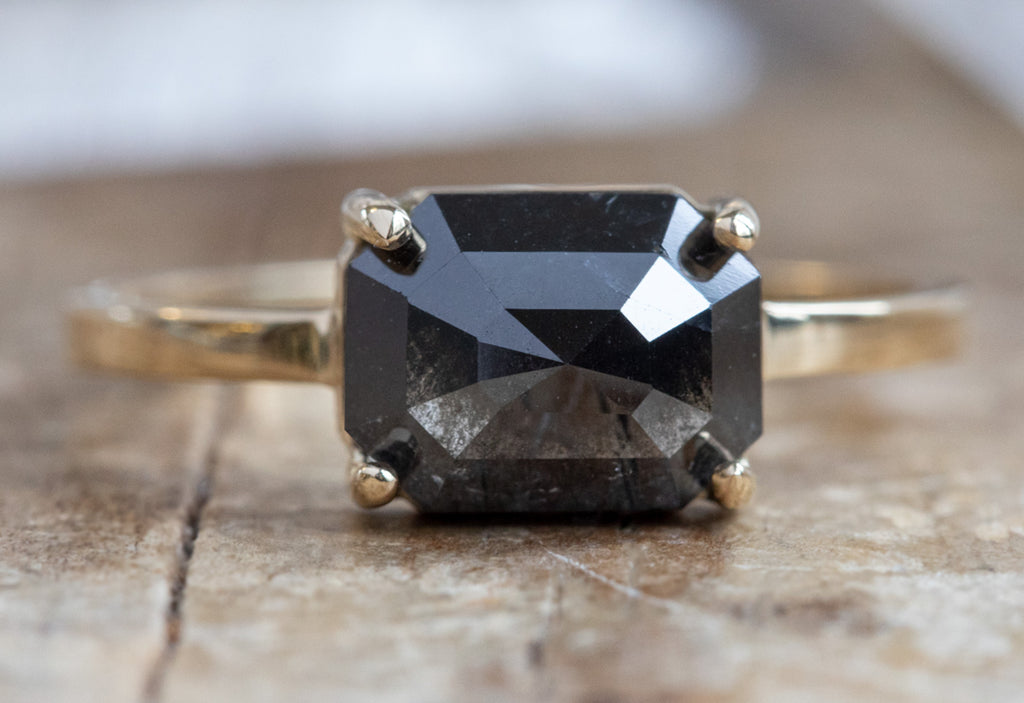 The Bryn Ring with a Black Hexagon Diamond