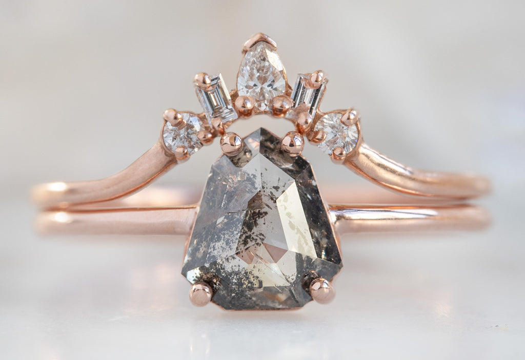The Bryn Ring with a Geometric Salt + Pepper Diamond