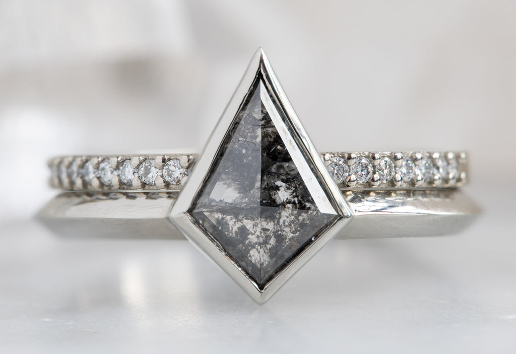 The Hazel Ring with a Black Kite Diamond